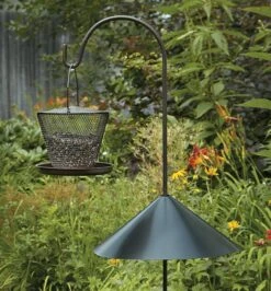 Wrap-Around Squirrel Baffle -Garden Tool Store AG323 wrap around squirrel baffle u 02 r