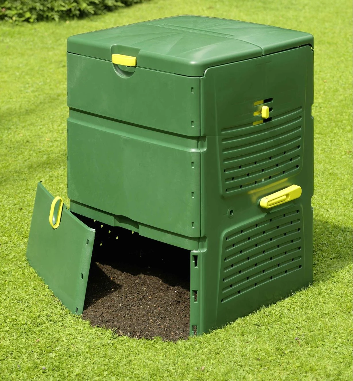 3-Stage Composter 3 3-Stage Composter