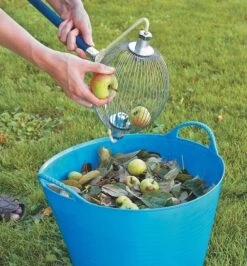 Nut & Fruit Gatherer -Garden Tool Store HK305 nut fruit gatherer u 01 r